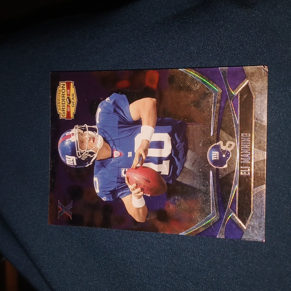 DON RUSS #052/250 ELI MANNING